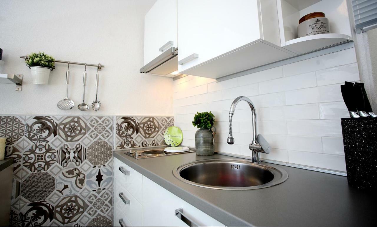 Charming Seaside Apartment Primošten Εξωτερικό φωτογραφία