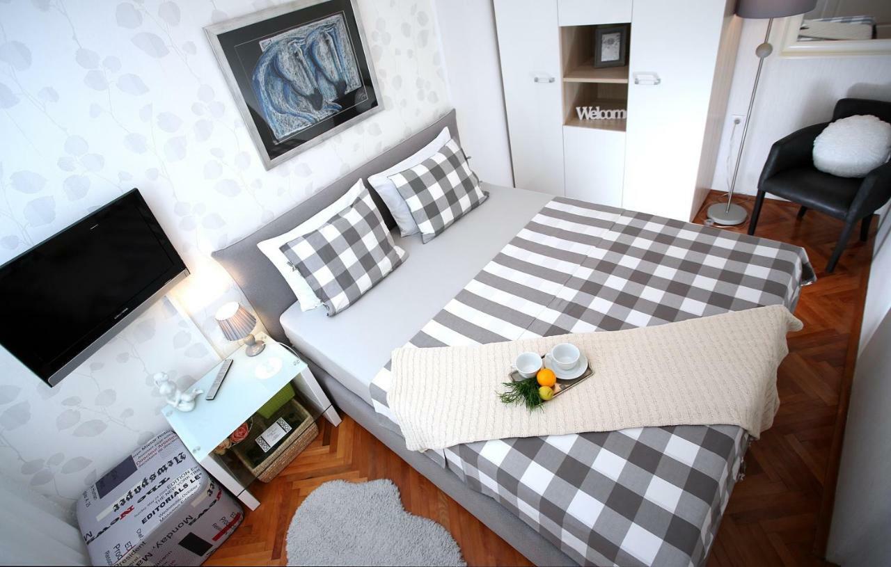 Charming Seaside Apartment Primošten Εξωτερικό φωτογραφία